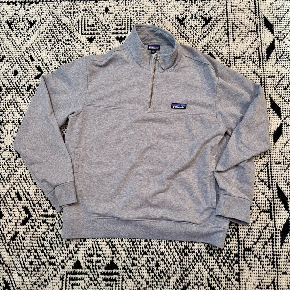 Patagonia Women’s 3/4 zip  Gray Sweatshirt